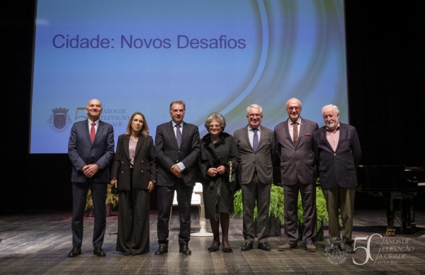 “Um bom governo da cidade exige proximidade aos cidadãos”