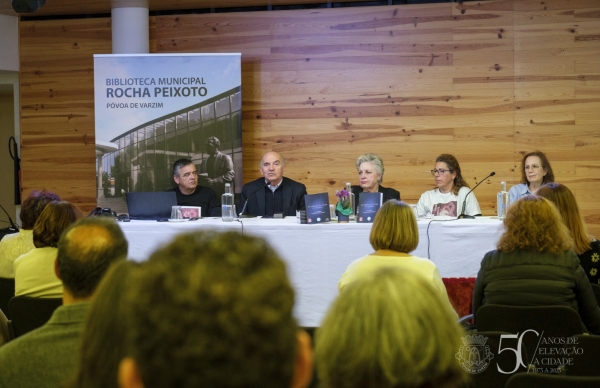 Lançamento do livro "No Silêncio do Olhar há Palavras"