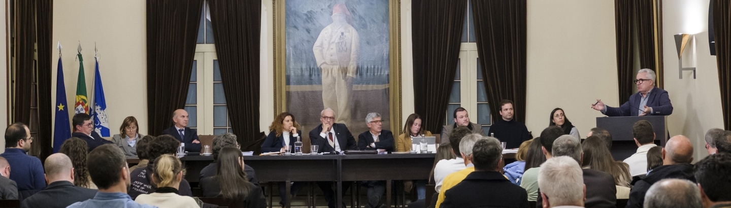 Amplo consenso na Assembleia Municipal em torno de projetos de cariz social e educativo