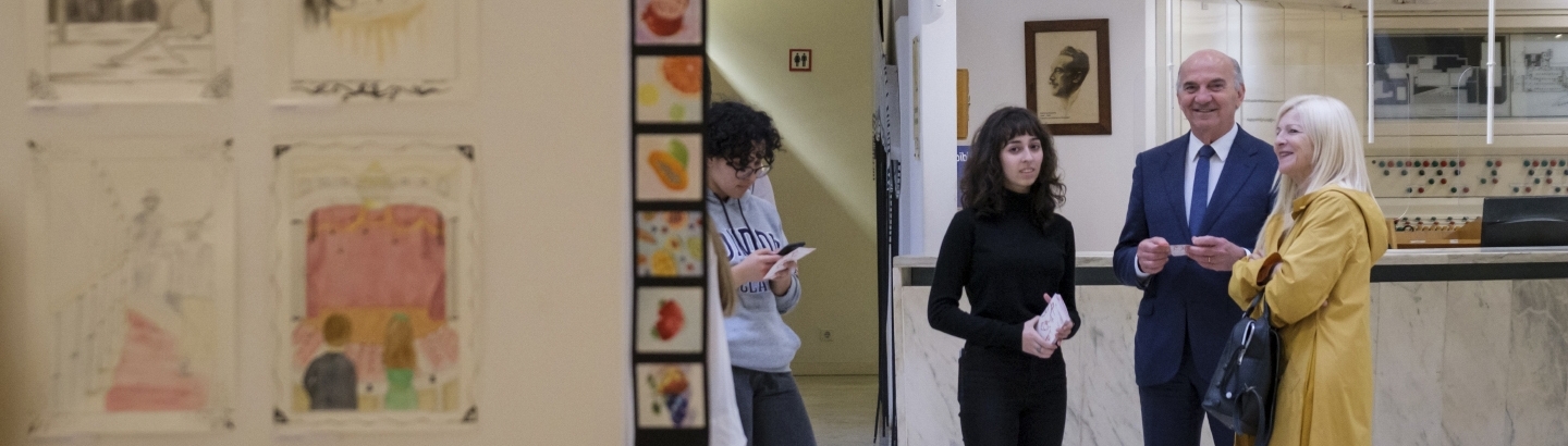 Exposição de arte dos alunos da Escola Eça de Queirós