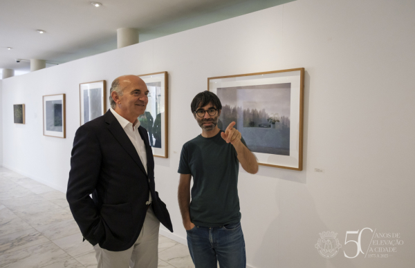 Relação humana com a natureza em exposição