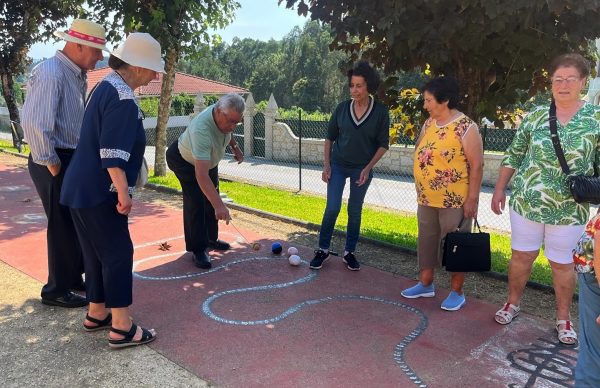 Utentes do Centro Ocupacional de Aver-o-Mar visitaram Vila Verde