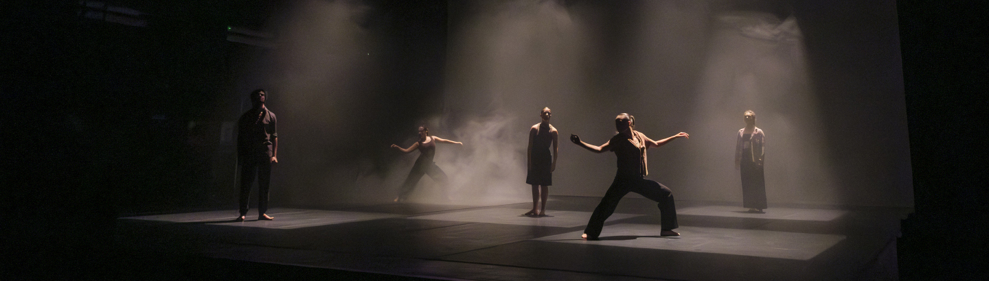 Projeto artístico de dança contemporânea coloriu Cine-Teatro Garrett