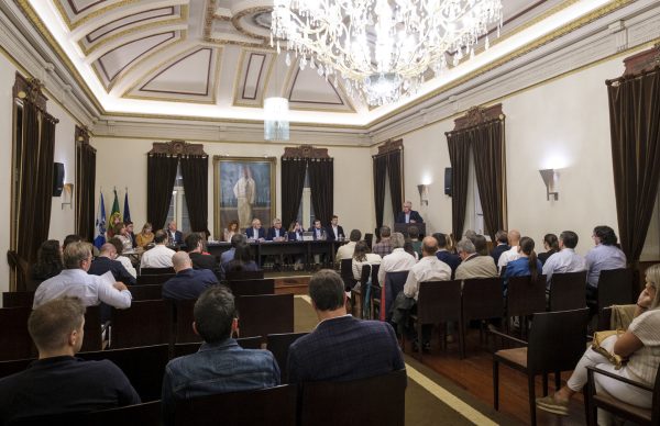 Assembleia Municipal aprova Voto de Louvor às corporações de bombeiros