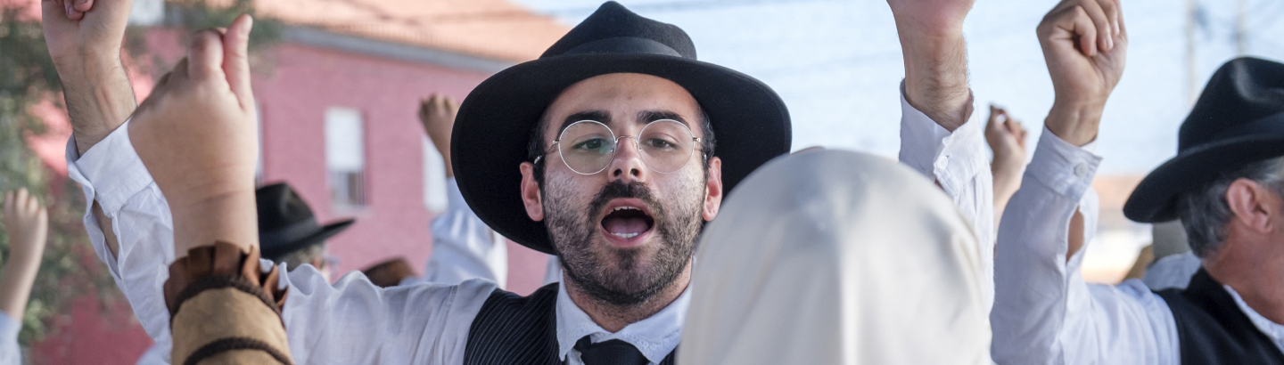 Navais acolhe festival de folclore