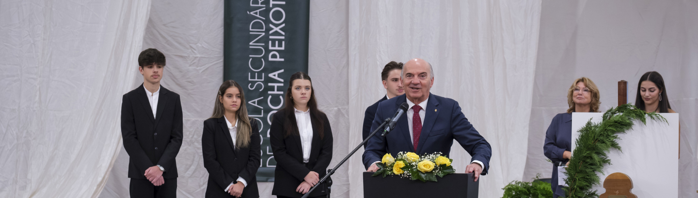 Escola Secundária Rocha Peixoto celebrou 100 anos de existência