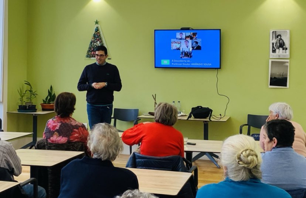 COL foi "à descoberta de... Amândio de Sousa"