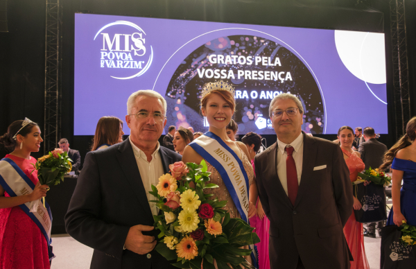 Organização do Miss Póvoa dedicou um Reconhecimento Público ao Presidente da Câmara