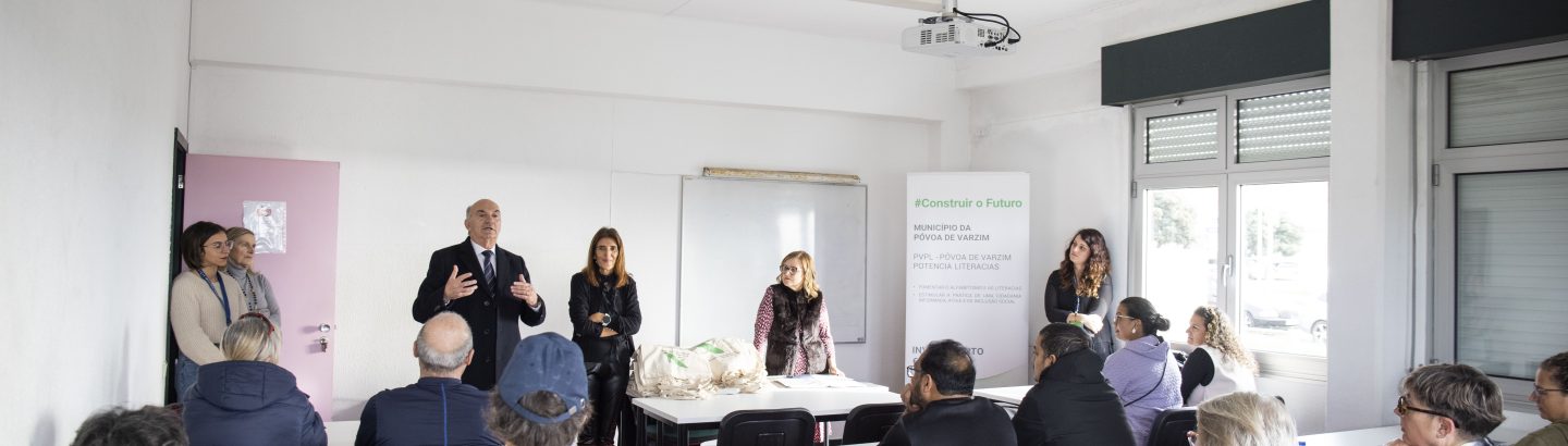Município promove ensino de Português para estrangeiros