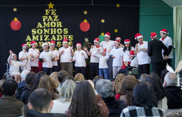 Projeto Mar de Todos celebra Natal inclusivo