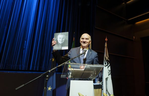 Lançamento da Revista