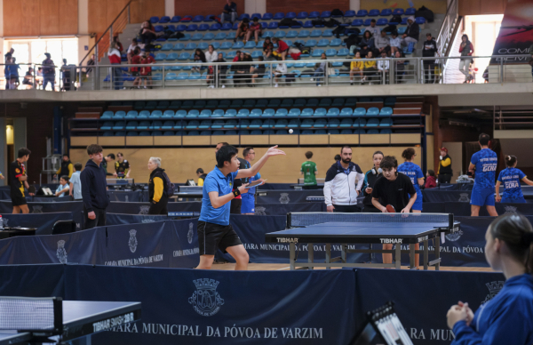 Pavilhão Municipal recebeu mesatenistas de todas as idades