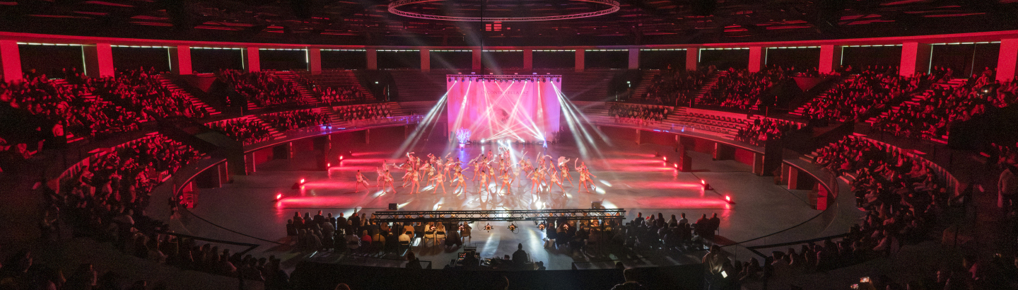 Casa cheia no Póvoa Arena abrilhanta Cerimónia pela Paz