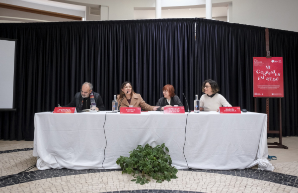 Correntes em Rede e Itinerantes abraçam professores e alunos