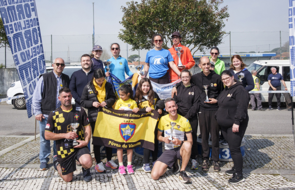 Corredores de todas as idades invadem estradas da Estela