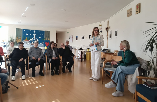 CIAC apresenta direitos do consumidor aos utentes do Centro Ocupacional de Laúndos