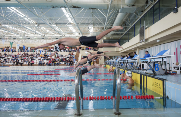 Nadadores poveiros em plano de destaque no IX Torneio de Natação do CNP