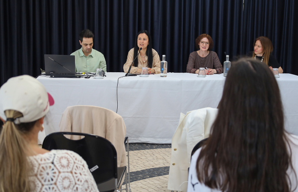 Impacto da mudança da hora em debate no Diana Bar