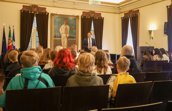 Alunos de Erasmus recebidos nos Paços do Concelho