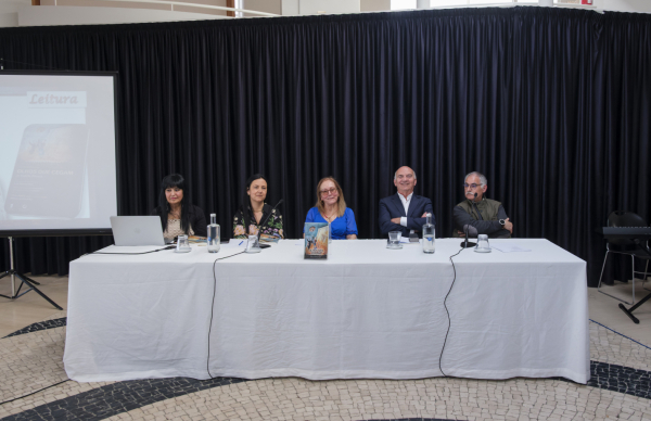 Apresentação do livro <em>Olhos que Cegam</em>