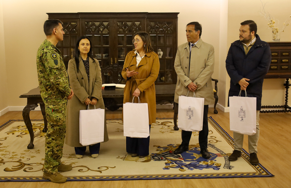 Presidente da Câmara acompanha jovens poveiros no Dia da Defesa Nacional