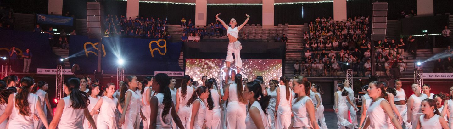 Perto de três milhares de alunos encheram de alegria e talento o Póvoa Arena