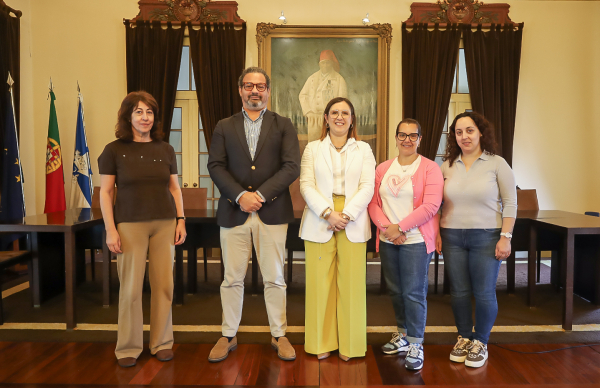 Município reforça apoio nas escolas