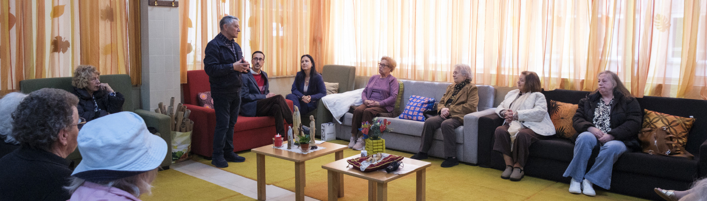 Provedor do Idoso à conversa no Centro de Convívio da Paróquia de S. José de Ribamar