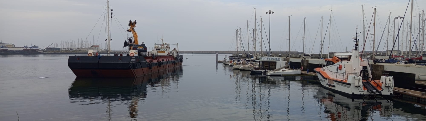 Retomadas as dragagens no Porto da Póvoa de Varzim