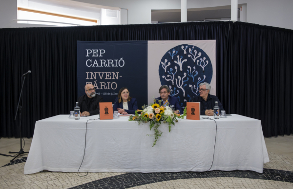 Colaboração artística entre Pep Carrió e Valter Hugo Mãe enche Diana Bar