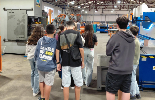 PVPV+ dá a conhecer realidade industrial na FRICON a alunos poveiros