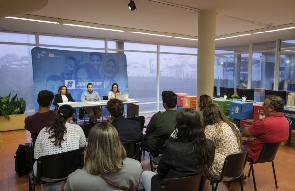 Conselho Municipal da Juventude incentiva ao envolvimento ativo de jovens na vida do concelho