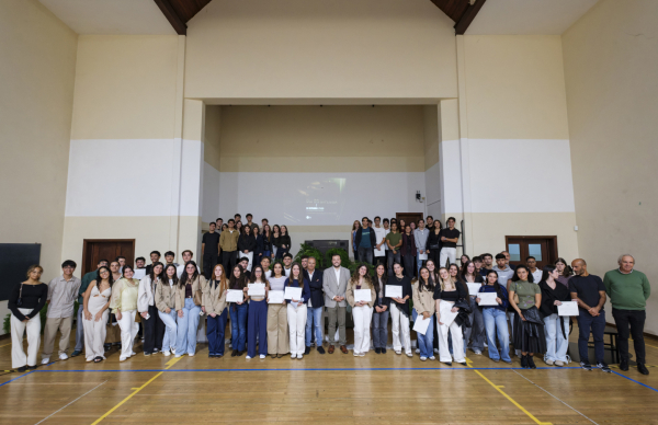 Escola Secundária Eça de Queirós celebra Dia do Diploma