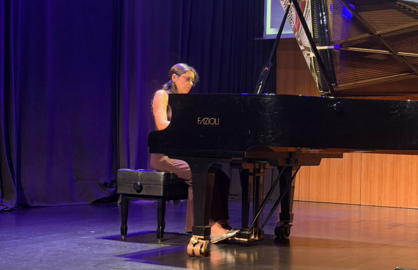 Recital de piano no Dia Mundial da Música